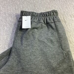 Nike Mens Therma Fit Standard Fit Fleece Training Pants Grey Size 4XL NWT